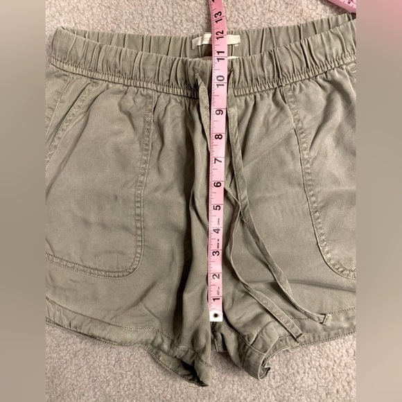 Cynthia Rowley Khaki Shorts Women Medium 100% Lyocell - Picture 4 of 6